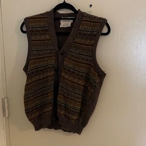 Vintage 100% Wool Men’s Vest with Leather Buttons Collegiate, Academia, Grandpa